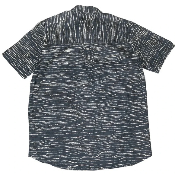 Volcom Men’s Slim Fit Button Front Short Sleeve Shirt - Picture 4 of 9